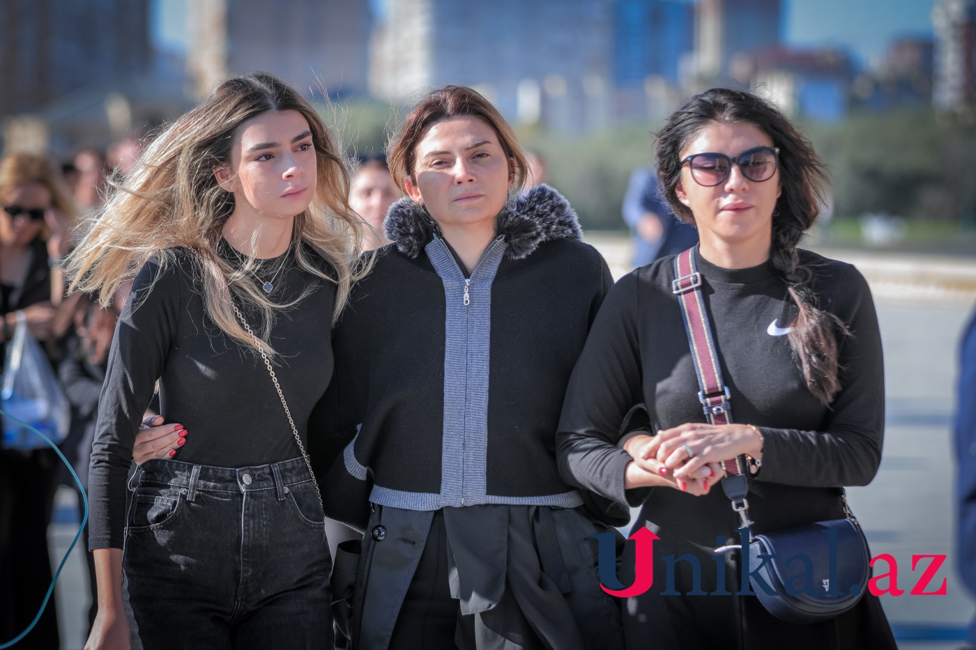 Qənirə Paşayeva ilə vida mərasimi keçirilir - FOTOLAR