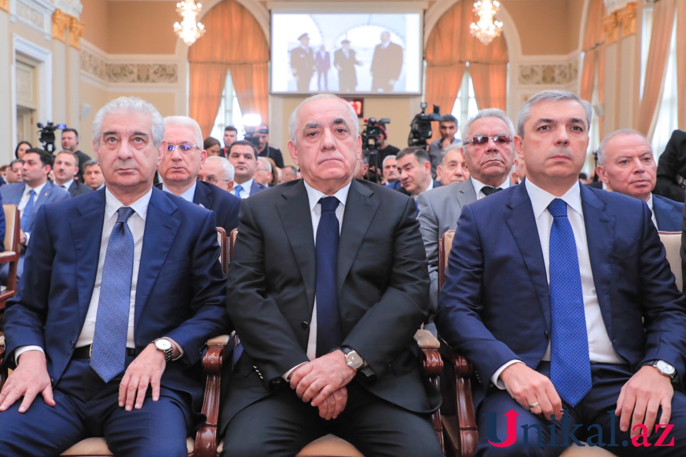 Xoşbəxt Yusifzadə ilə vida mərasimi başa çatdı - FOTOLAR (YENİLƏNİB)
