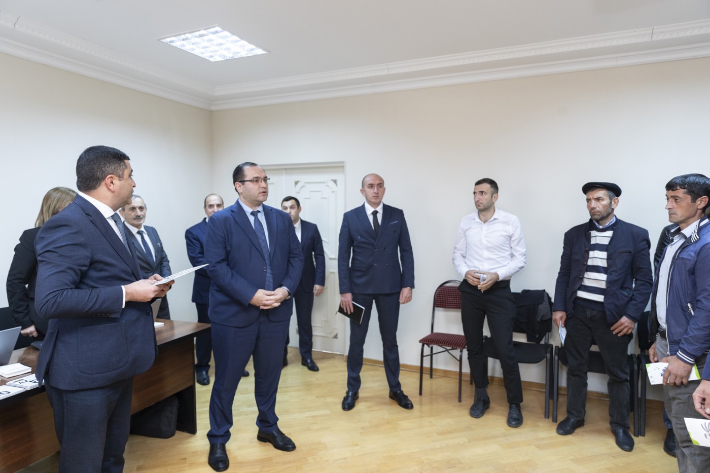Nazir Məcnun Məmmədov Şəkidə vətəndaşları qəbul edib - FOTOLAR
