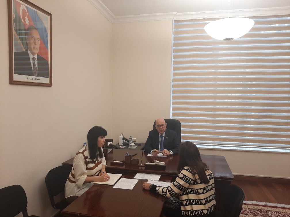 Əhliman Əmiraslanov Milli Məclisdə vətəndaşları qəbul edib - FOTOLAR