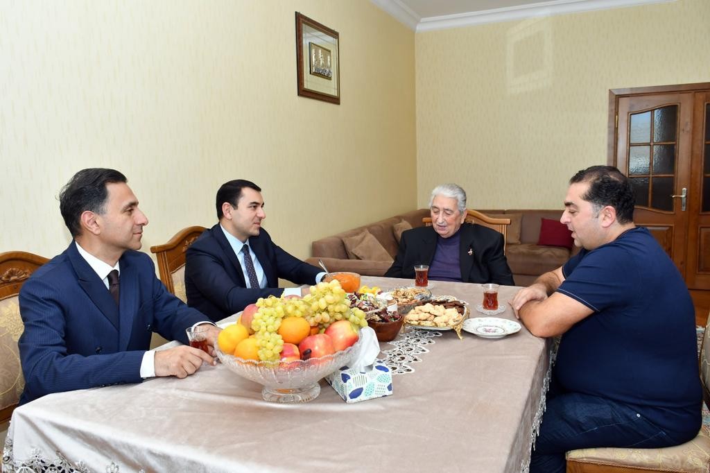 Arif Babayevə Azərbaycan Prezidentinin fəxri diplomu təqdim edildi - FOTOLAR