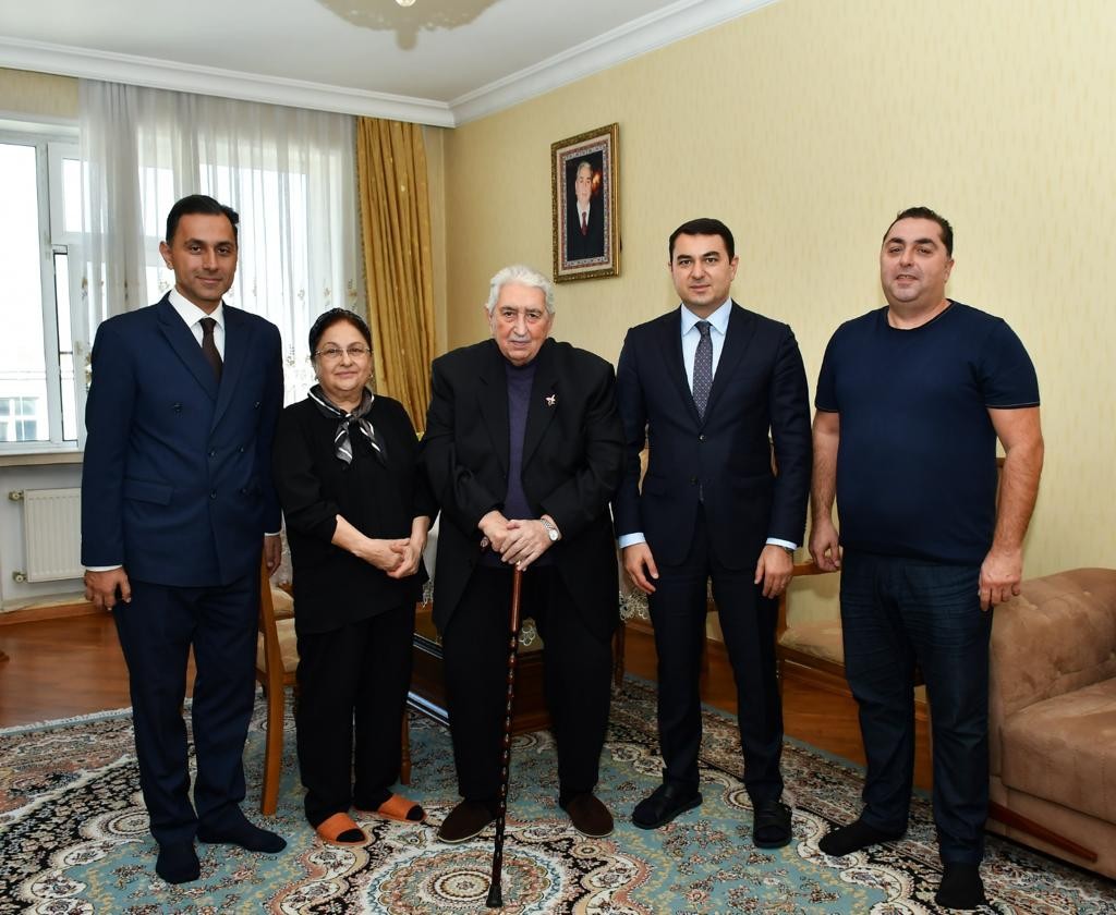 Arif Babayevə Azərbaycan Prezidentinin fəxri diplomu təqdim edildi - FOTOLAR