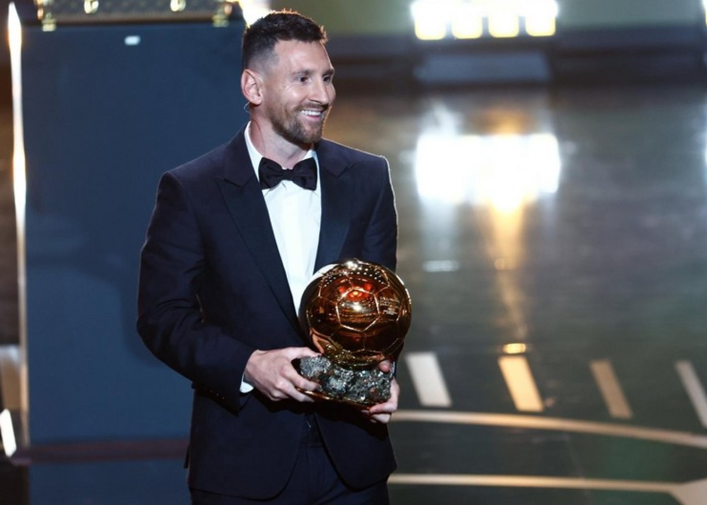 Messi 8-ci dəfə “Qızıl top”u qazandı