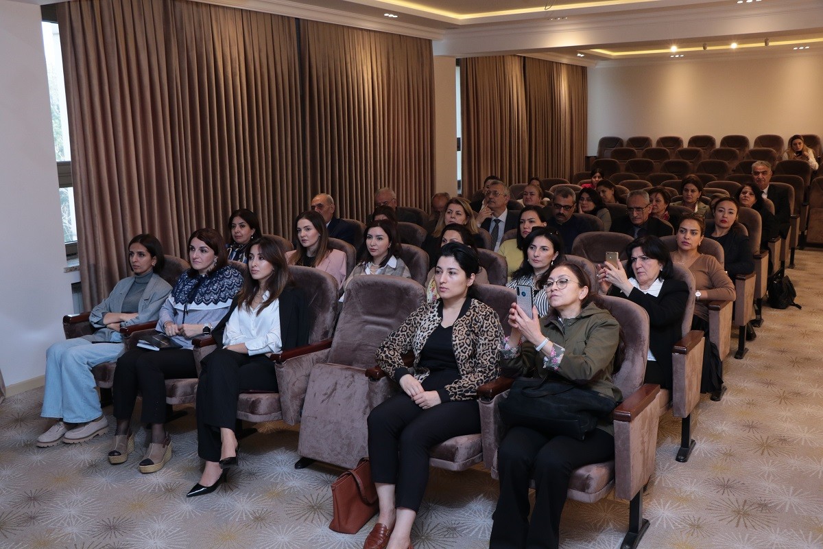 AzMİU-da növbəti maarifləndirici seminar keçirildi - FOTOLAR