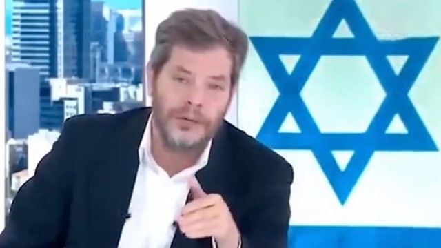 İsrailli aparıcının bu çıxışı diqqət çəkdi - VİDEO