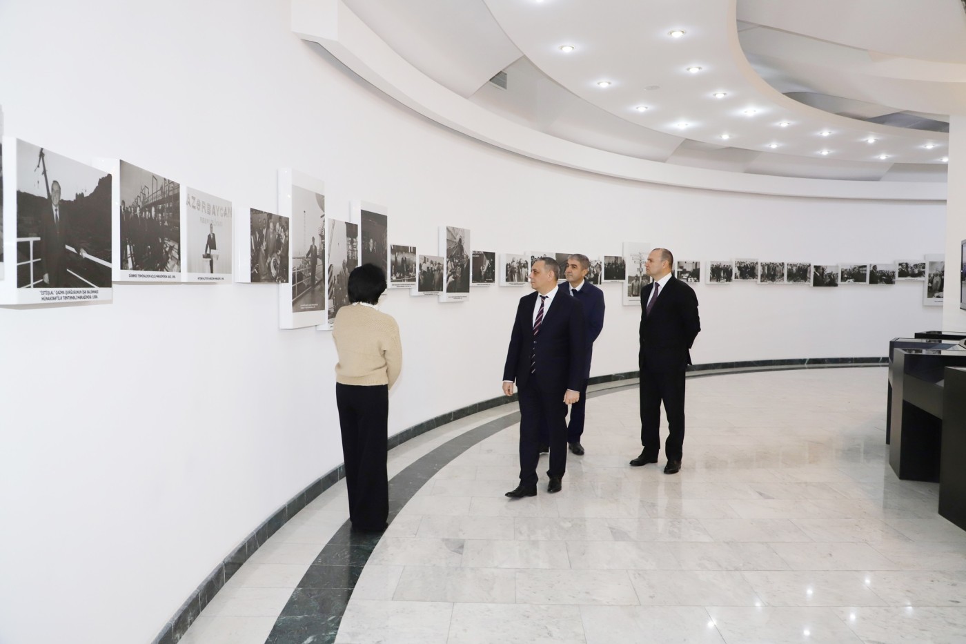 Dövlət Xidmətinin rəisi Göyçayda vətəndaş qəbulu keçirib - FOTOLAR