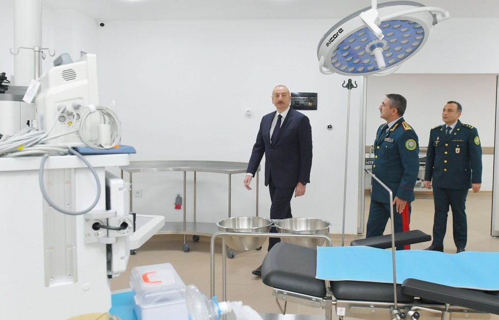 Prezident DSX-nin yeni hərbi hospital kompleksinin açılışında - FOTOLAR (YENİLƏNİB)