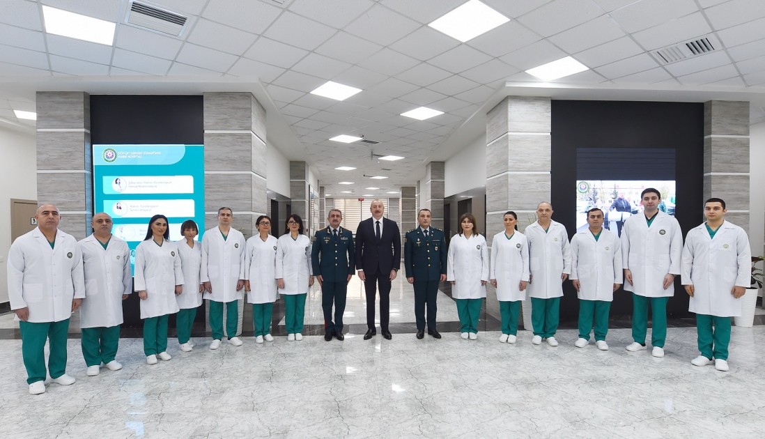 Prezident DSX-nin yeni hərbi hospital kompleksinin açılışında - FOTOLAR (YENİLƏNİB)