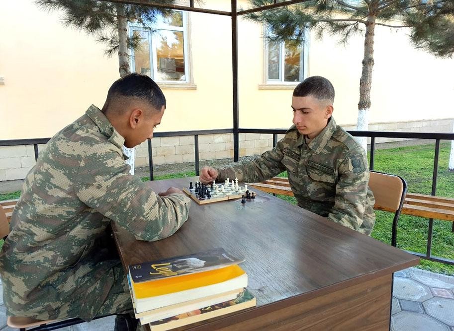 Hərbi qulluqçuların mənəvi-psixoloji hazırlığı daim yüksək səviyyədə saxlanılır