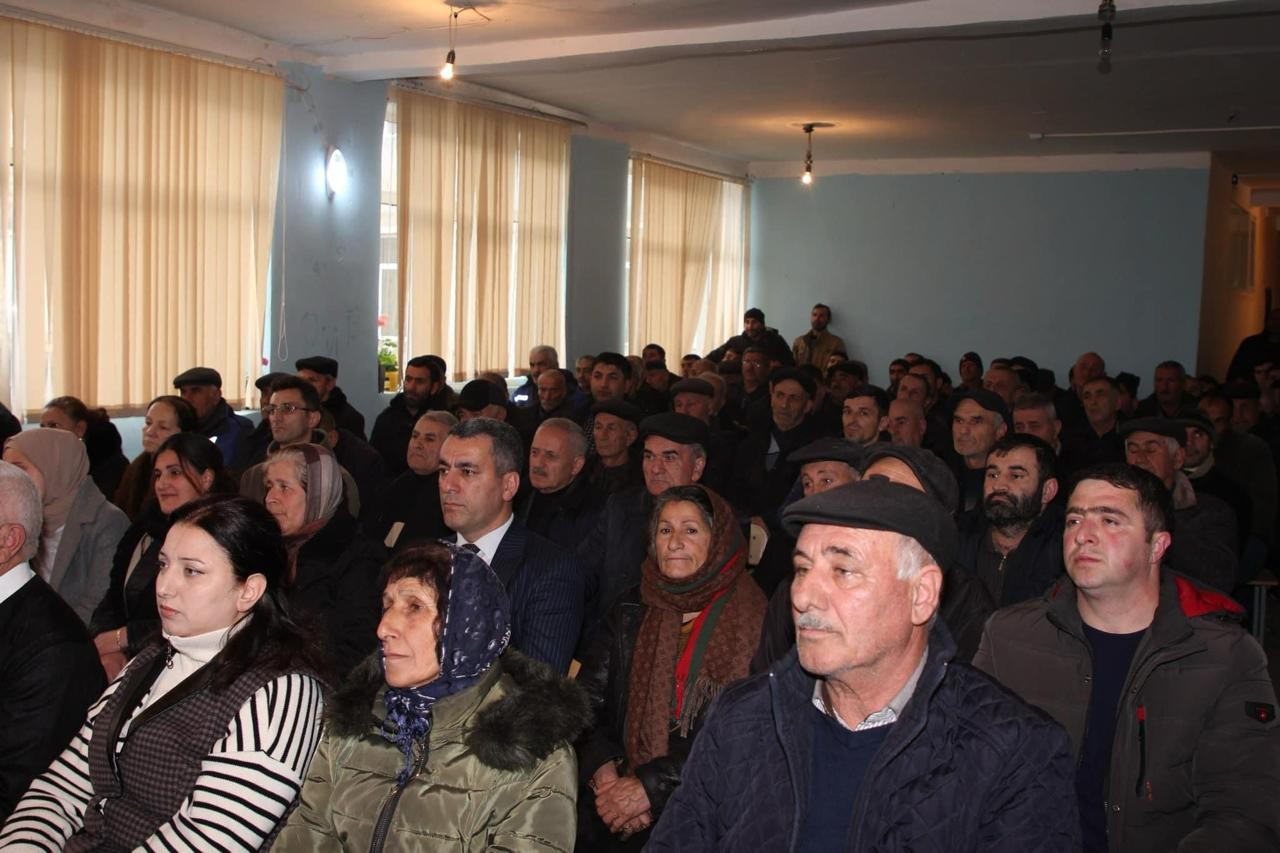Novruz Aslanov İsmayıllıda sakinlərlə görüşdü - FOTOLAR