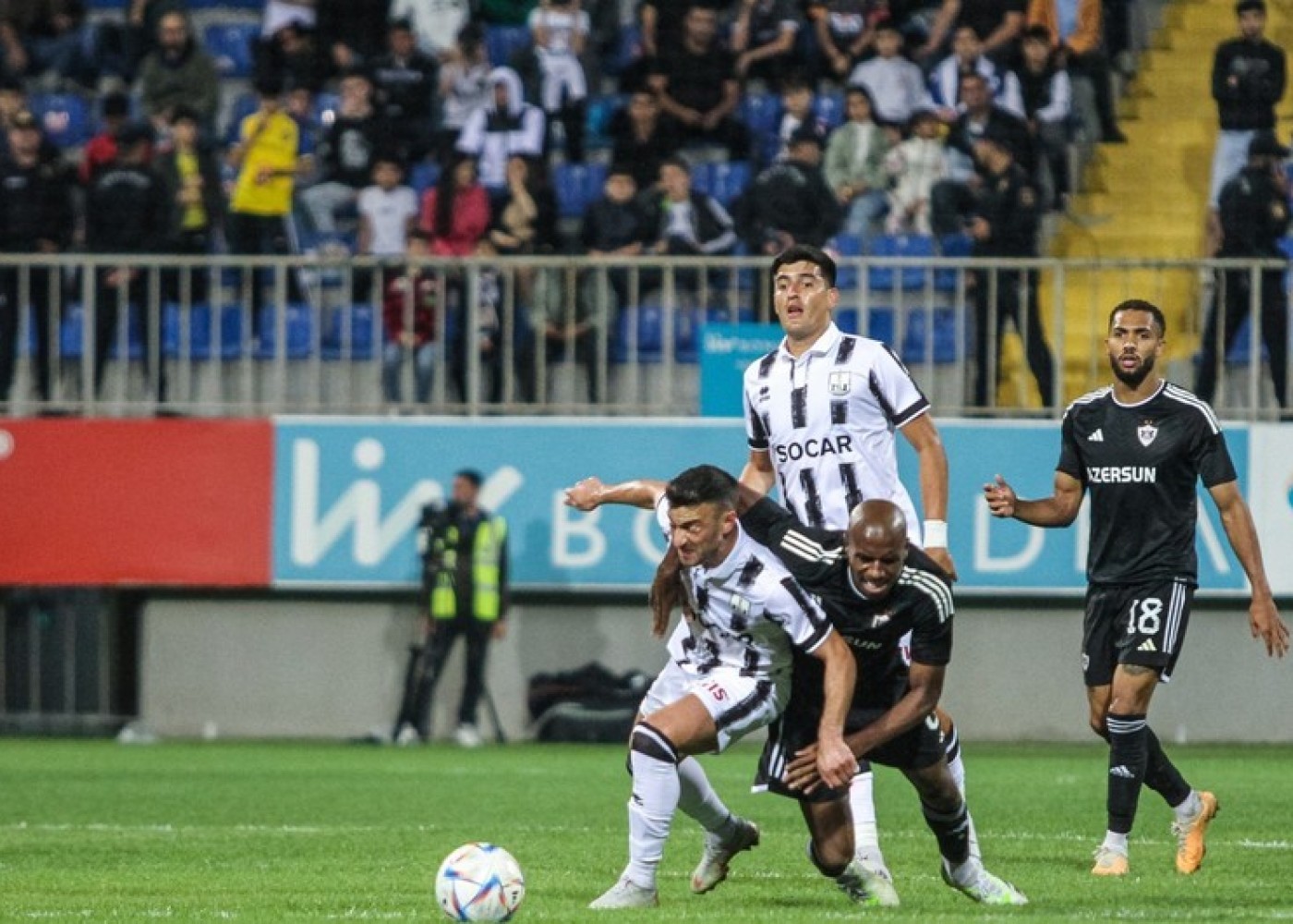 "Neftçi" - "Qarabağ" oyunu baş tutacaq