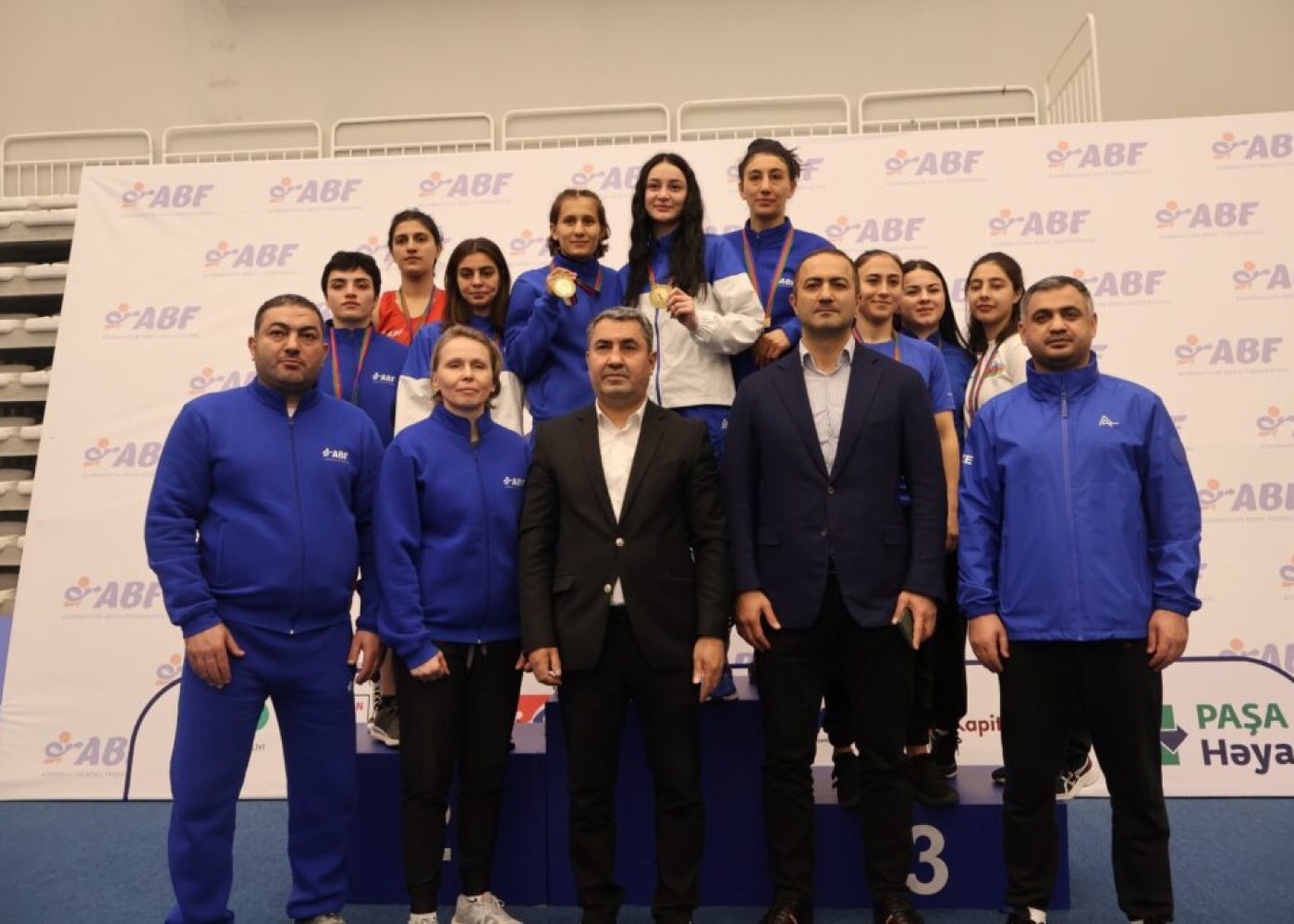 Beş qadın boksçumuz beynəlxalq turnirdə medal QAZANDI