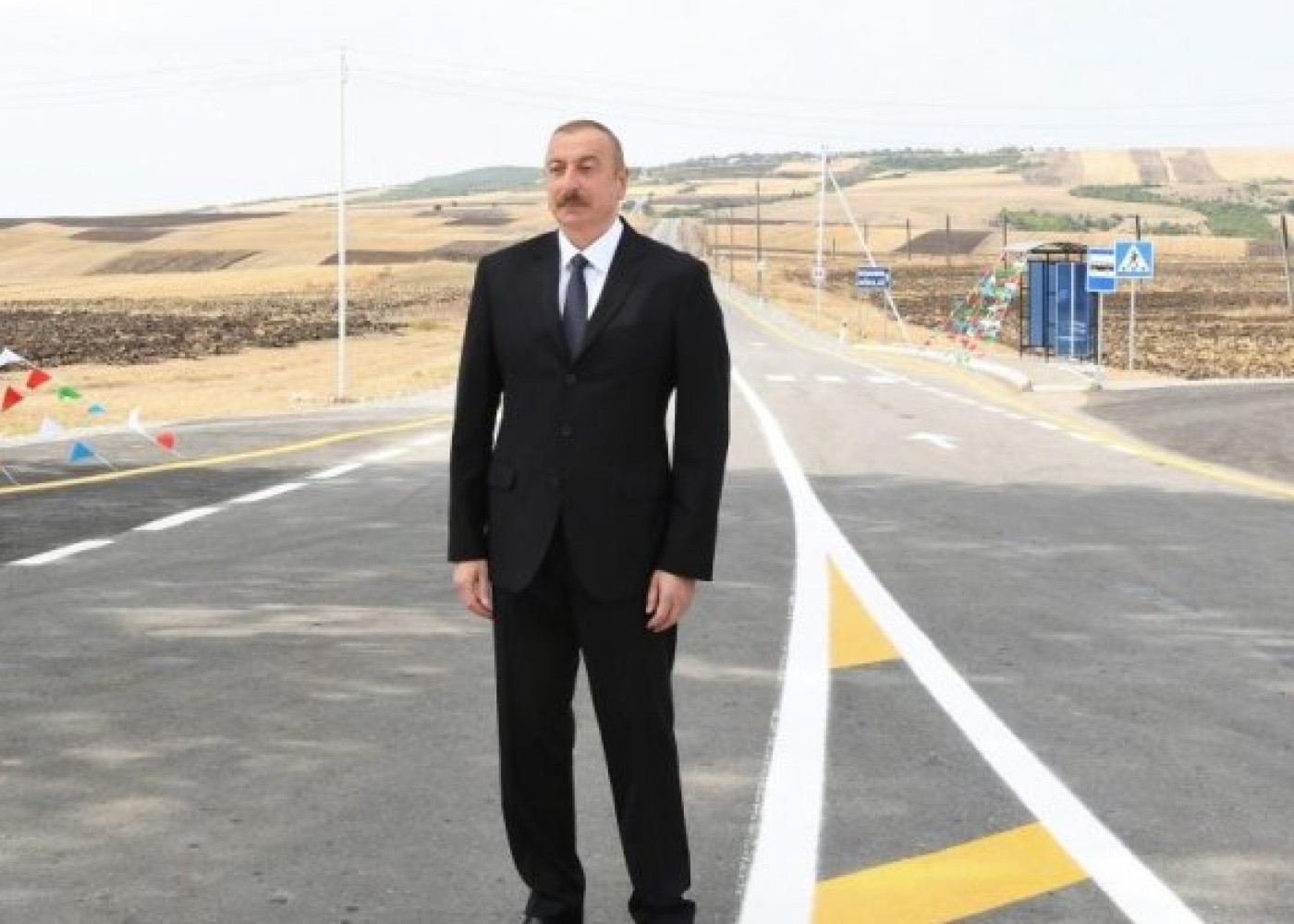 İlham Əliyev Əhmədbəyli-Füzuli-Şuşa yolundakı birinci tunelin açılışında