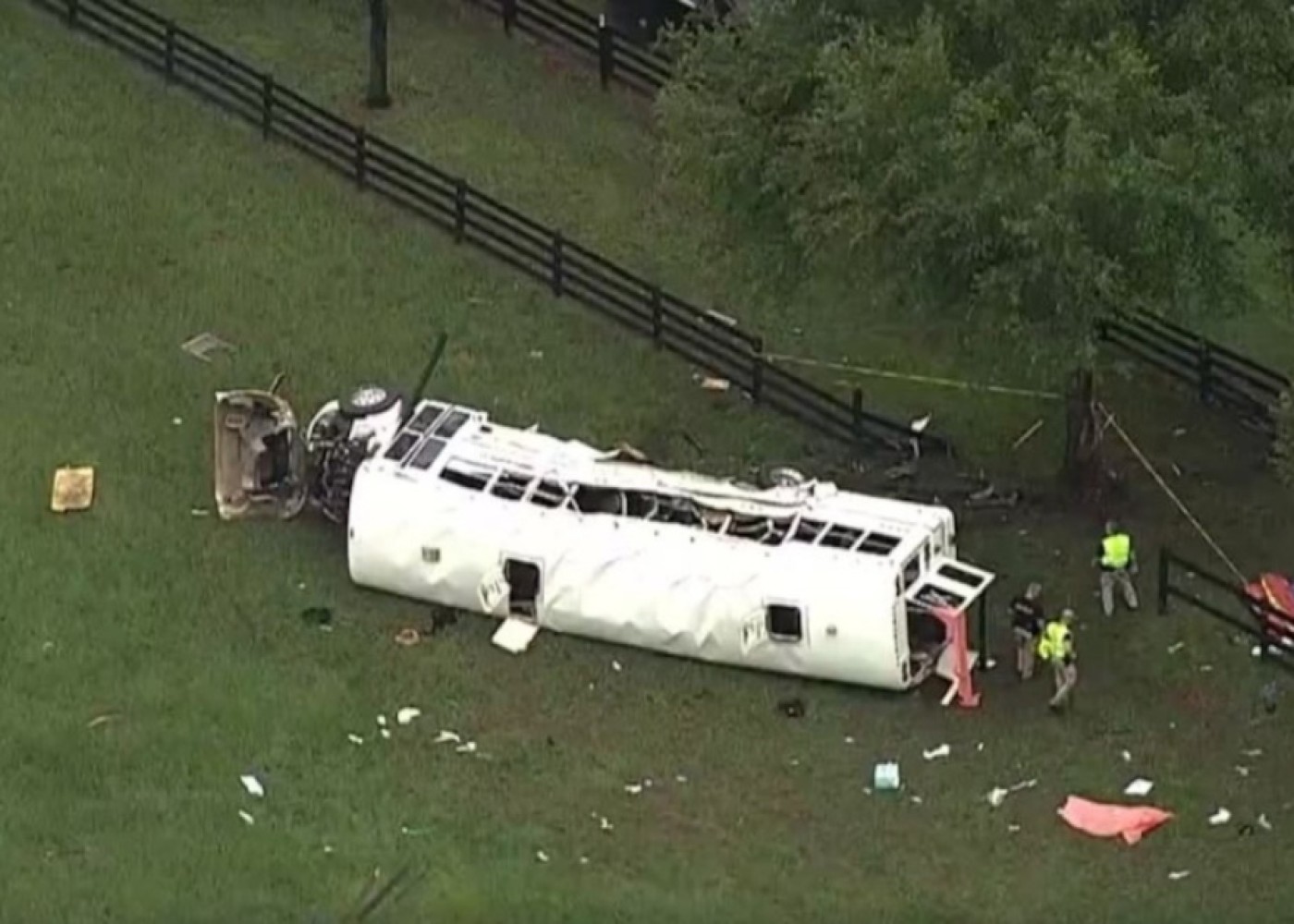 Floridada avtobus qəzası- Ölənlər var