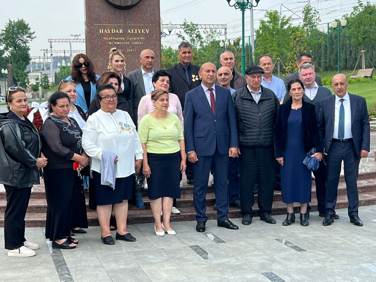 Özbəkistanda Heydər Əliyevin anadan olmasının 101 illiyi qeyd edilib - FOTO