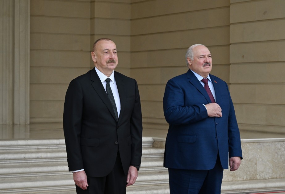 Lukaşenkonun rəsmi qarşılanma mərasimi olub - FOTOLAR