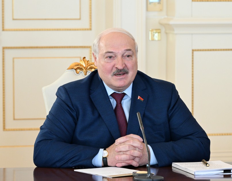 İlham Əliyevin Lukaşenko ilə geniş tərkibdə görüşü keçirildi - FOTOLAR (YENİLƏNİB)