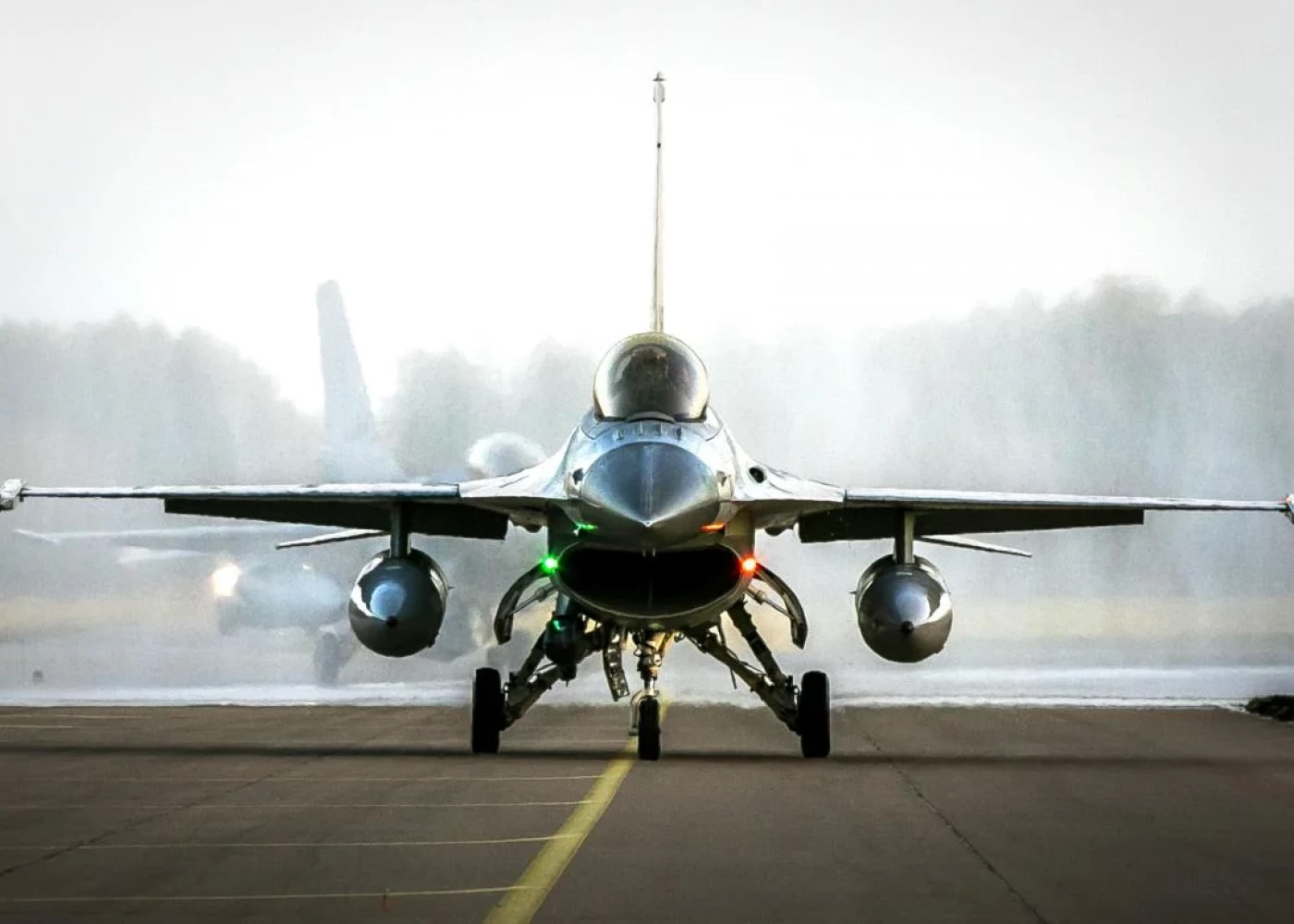 Təlim keçmiş F-16 mütəxəssisləri Ukraynaya qayıdır