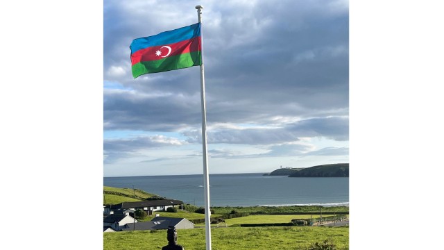 İrlandiyada Azərbaycan bayrağıucaldıldı