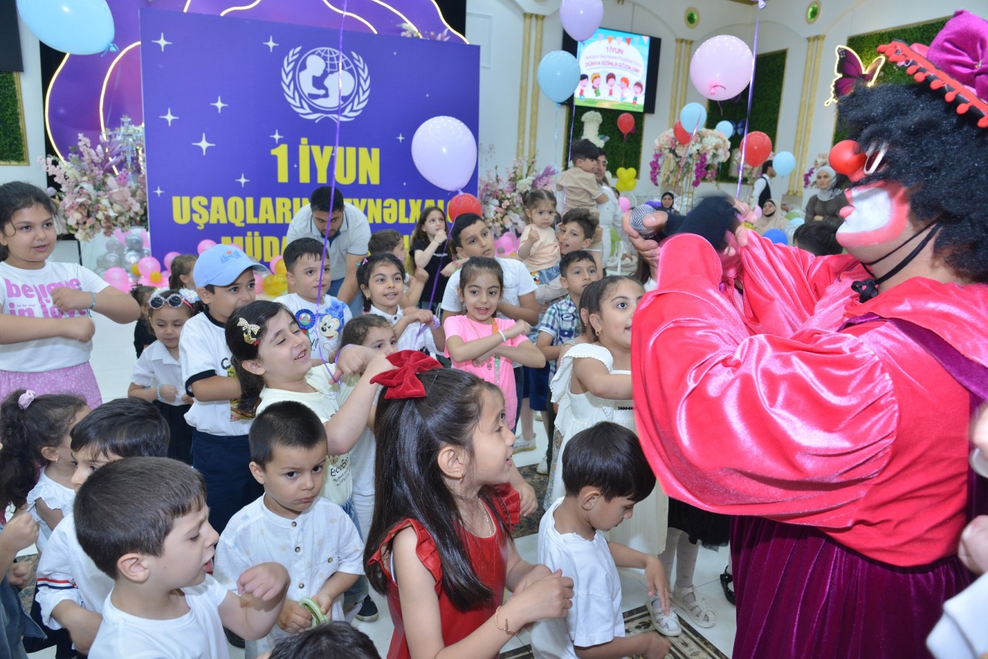 Qaradağda Uşaqların Beynəlxalq Müdafiəsi günü ilə bağlı tədbir keçirildi - FOTOLAR