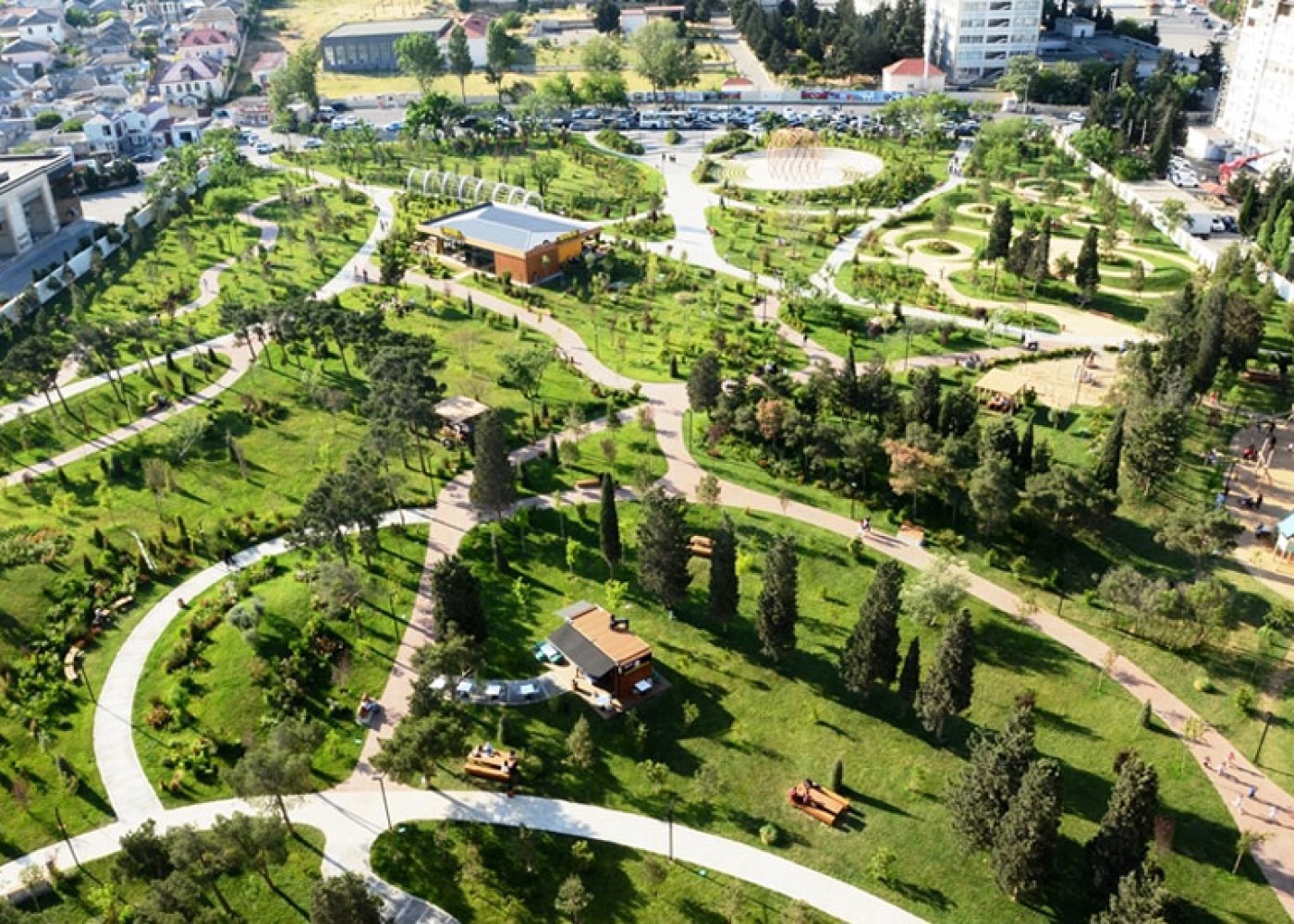 Bakıda yeni meqa-parklar salınır 