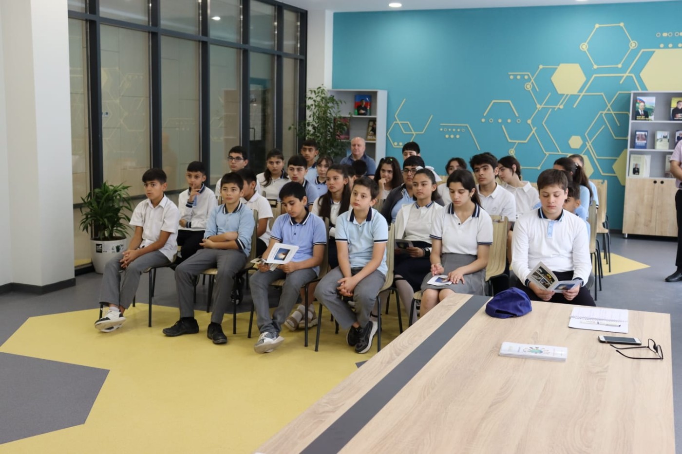 “Azərişıq” ilk dəfə işğaldan azad olunan ərazilərdə şagirdlərlə maarifləndirici tədbir keçirib - FOTOLAR