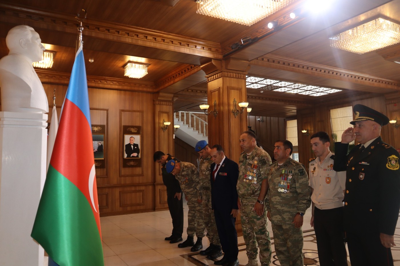 YAP Yasamal rayon təşkilatında Silahlı Qüvvələri Günü ilə bağlı tədbir keçirildi - FOTOLAR