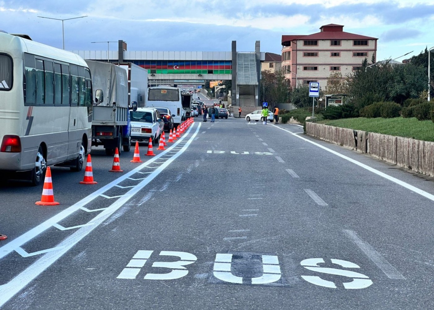 Avtobus zolağına girənlərəcərimə balı da yazılacaq