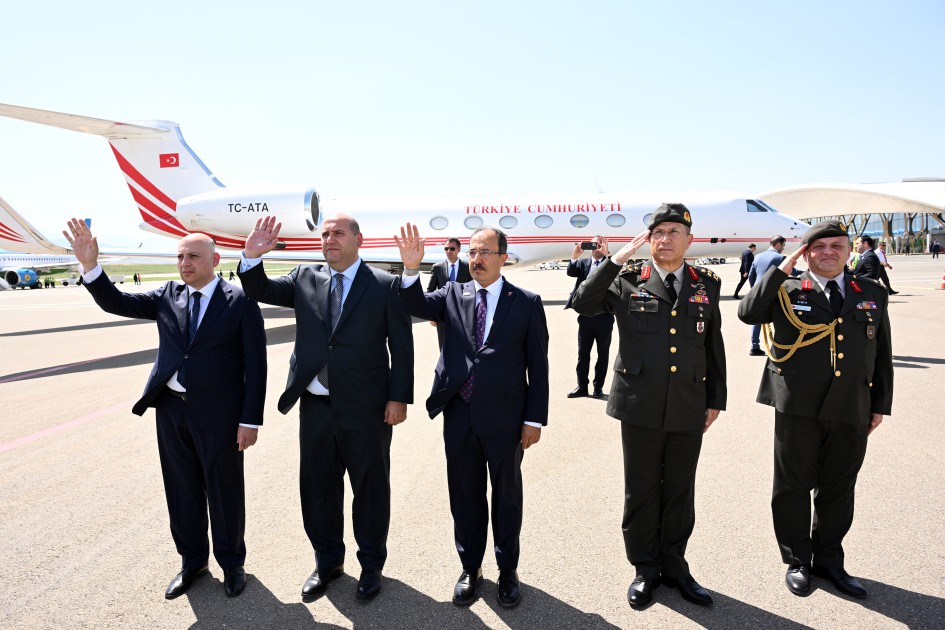 Cevdet Yılmazın Azərbaycana səfəri başa çatdı - FOTOLAR