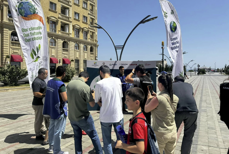 Sumqayıtda “Tullantıları hədiyyələrə dəyiş” festivalı keçirilib - FOTOLAR