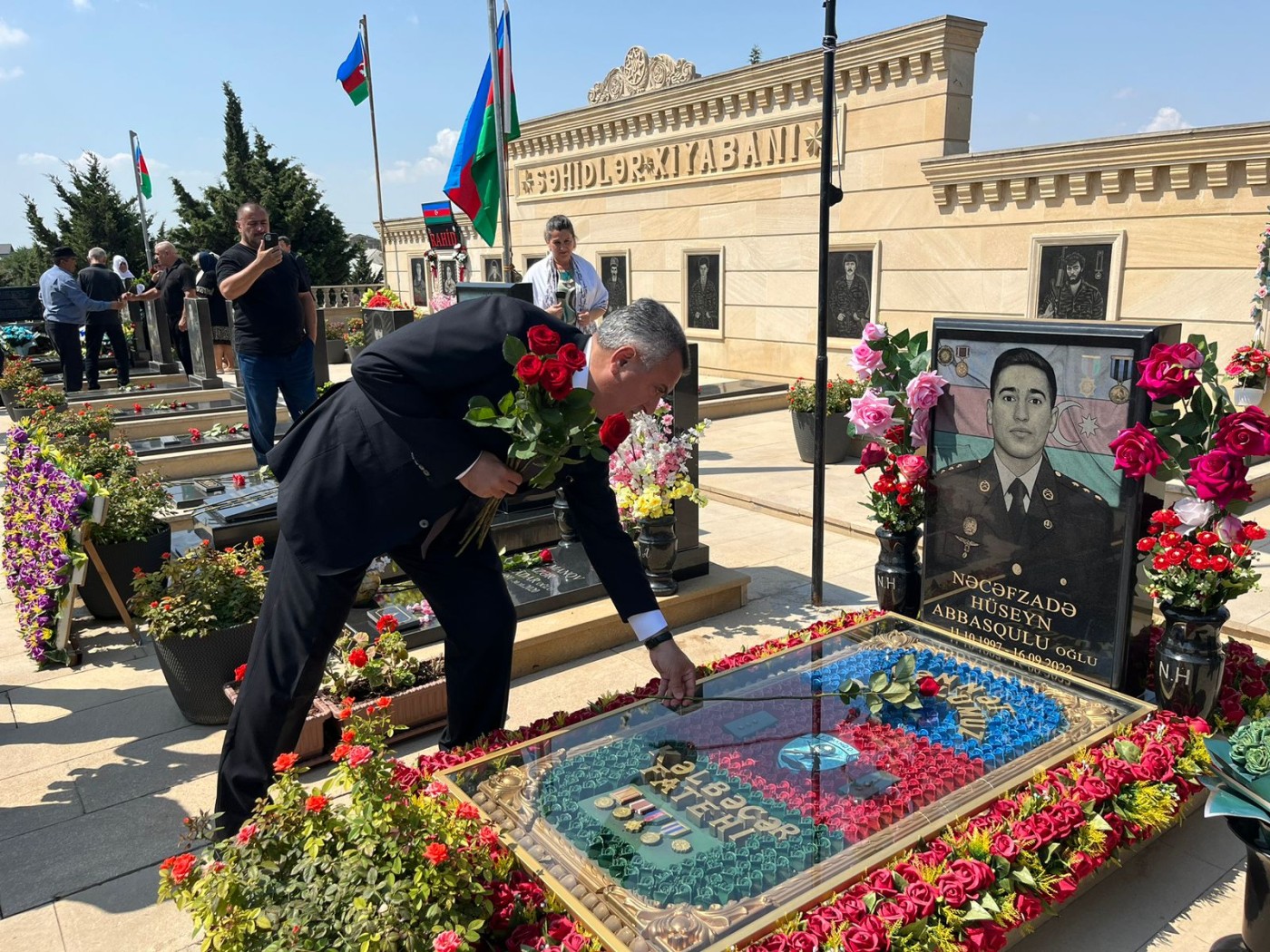 Abşeron rayonunda şəhid ailələri və vətəndaşlarla görüşlər keçirilib - FOTOLAR