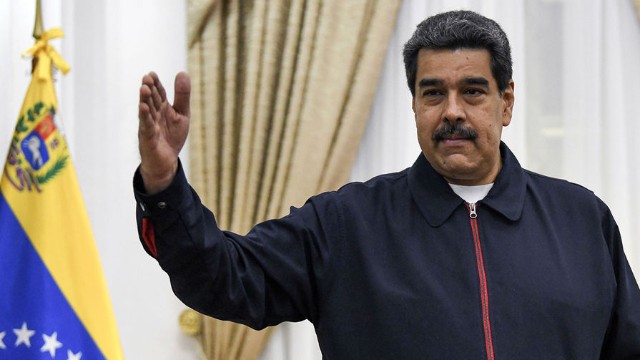 Venesuelada keçirilən prezident seçkilərində yenidən qalib gəldi