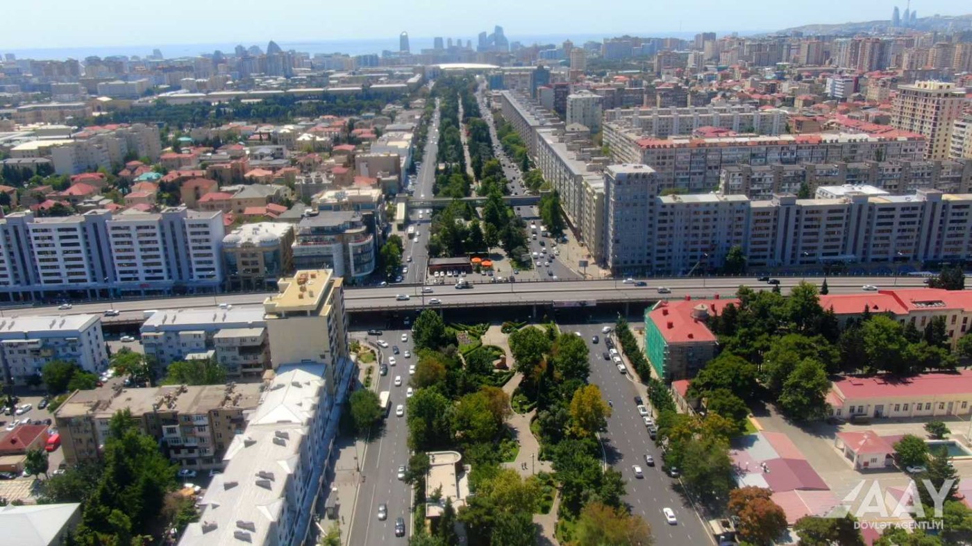 Atatürk prospektinin bir hissəsi təmir olunub - VİDEO/FOTO