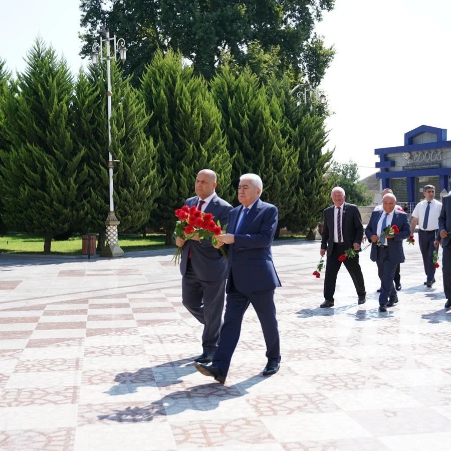 Ağalar Vəliyevin seçicilərlə görüşü başladı - FOTOLAR