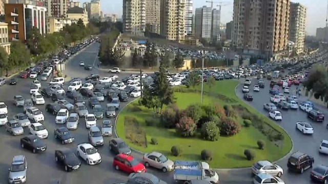 Bakıda sıxlıq olan yollar - SİYAHI