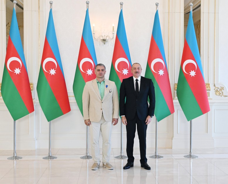 Prezident medal qazanmış idmançıları və onların məşqçilərini qəbul etdi - YENİLƏNİB (VİDEO+FOTOLAR)