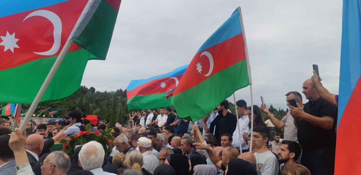 Birinci Qarabağ müharibəsinin iki şəhidi Abşeronda dəfn edildi - FOTOLAR