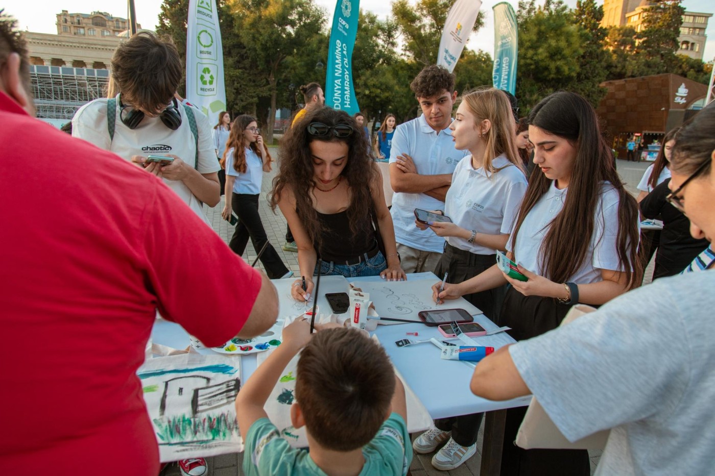 COP29 Məlumat Mərkəzində “Ekoloji təmiz həyat tərzinə keçid” adlı tədbir 