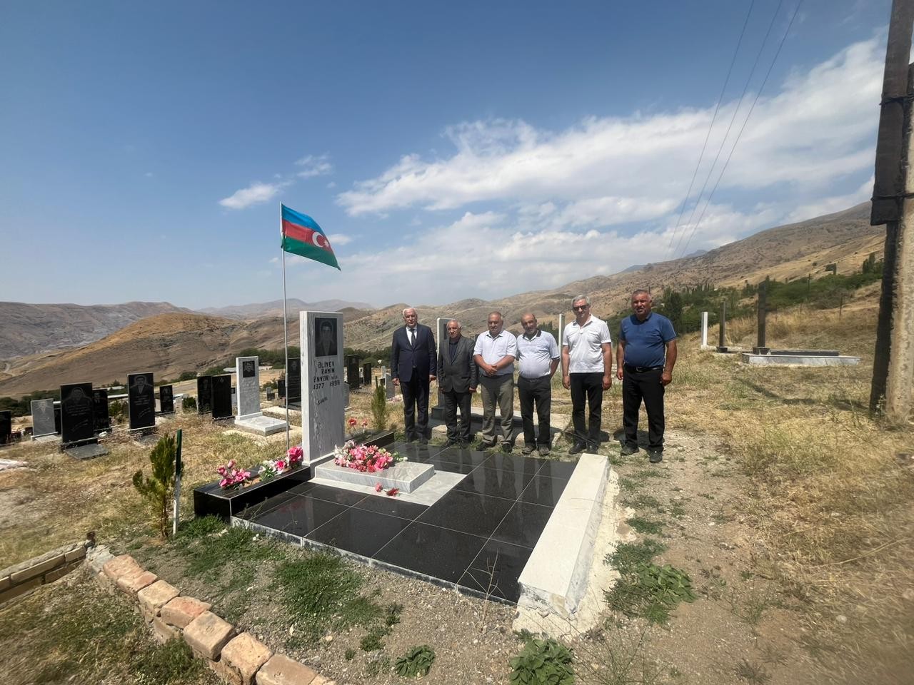 Azərbaycan xalqı hər zaman mübariz oğul və qızlarının şücaətini yüksək qiymətləndirir