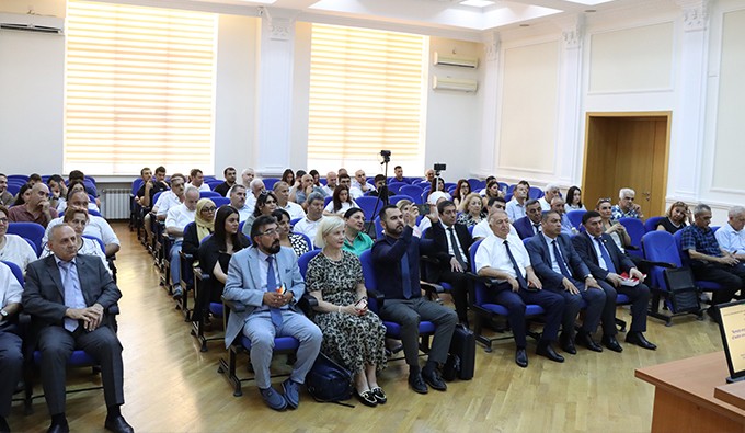 İSİ-də birgə elmi seminar keçirilib - FOTOLAR