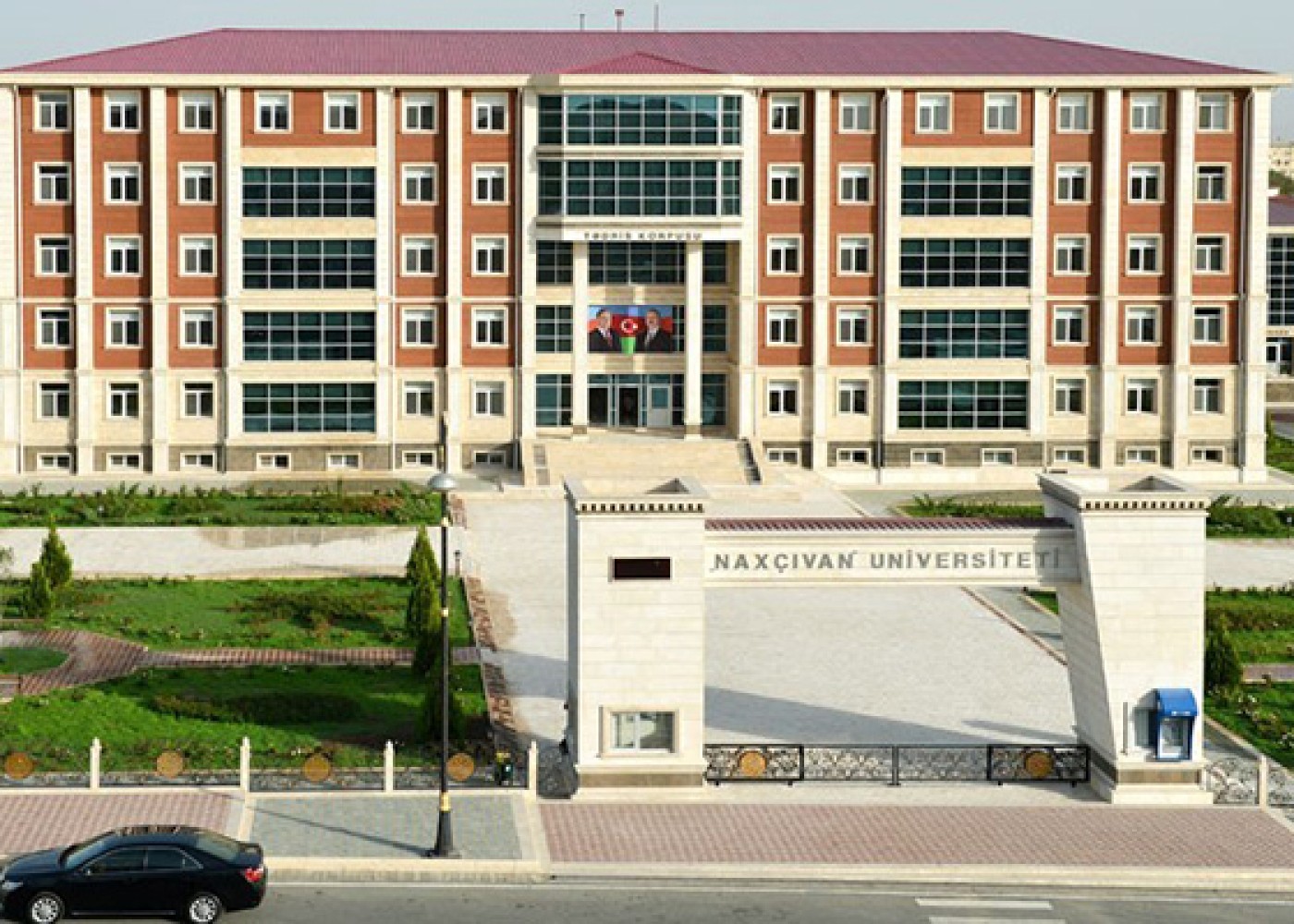 "Naxçıvan" Universiteti ləğv edildi -FOTO