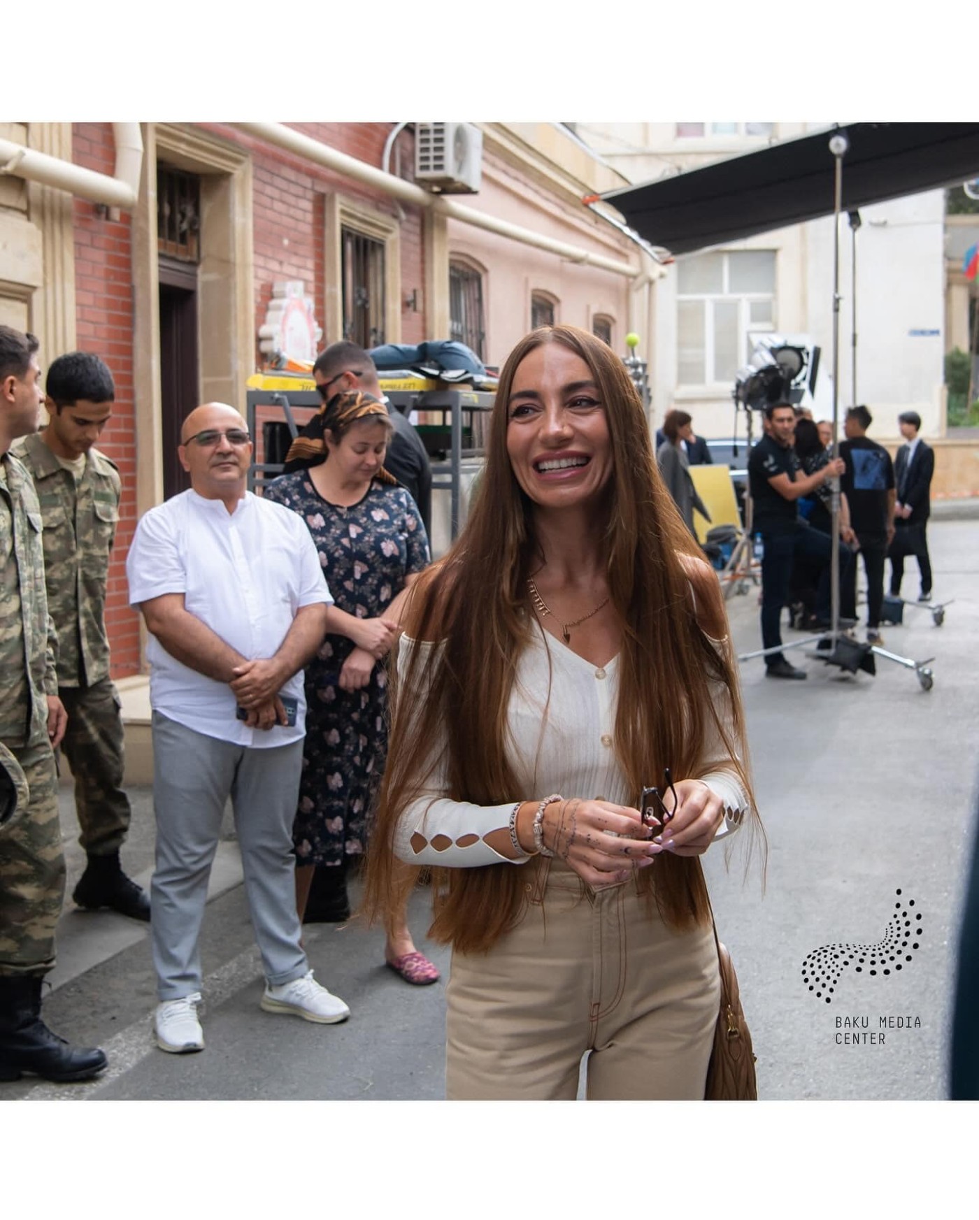 Arzu Əliyeva çəkiliş meydançasında - FOTOLAR