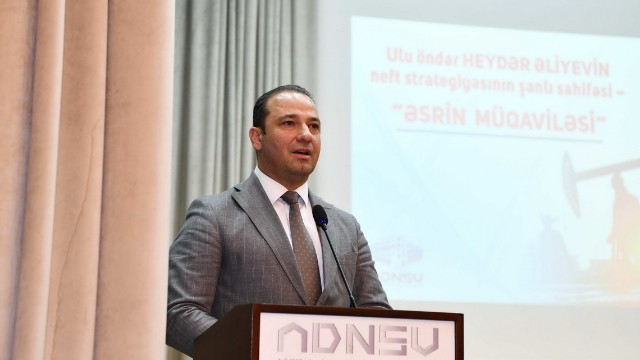 ADNSU-da Neftçilərin peşə bayramı - “Neftçilər günü” münasibətilə tədbir keçirilib