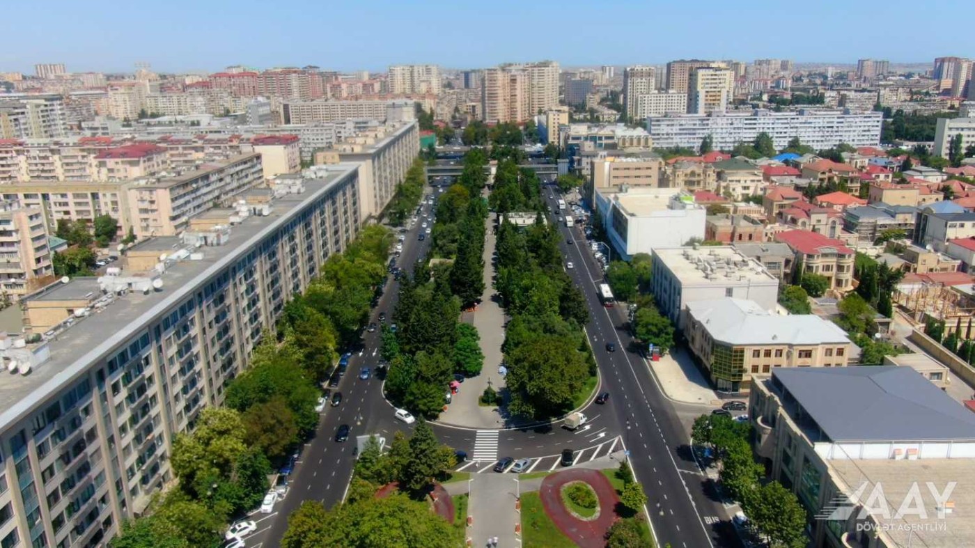 Yay tətili zamanı Bakıda neçə küçə və prospekt təmir olunub? - FOTOLAR