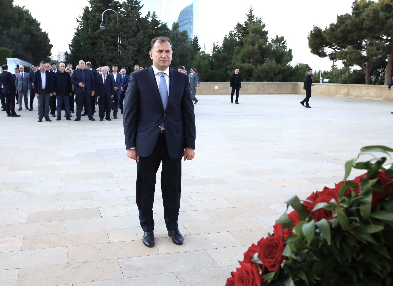 AHİK sədri Bakıda keçirilən beynəlxalq konfransda iştirak etdi - FOTOLAR