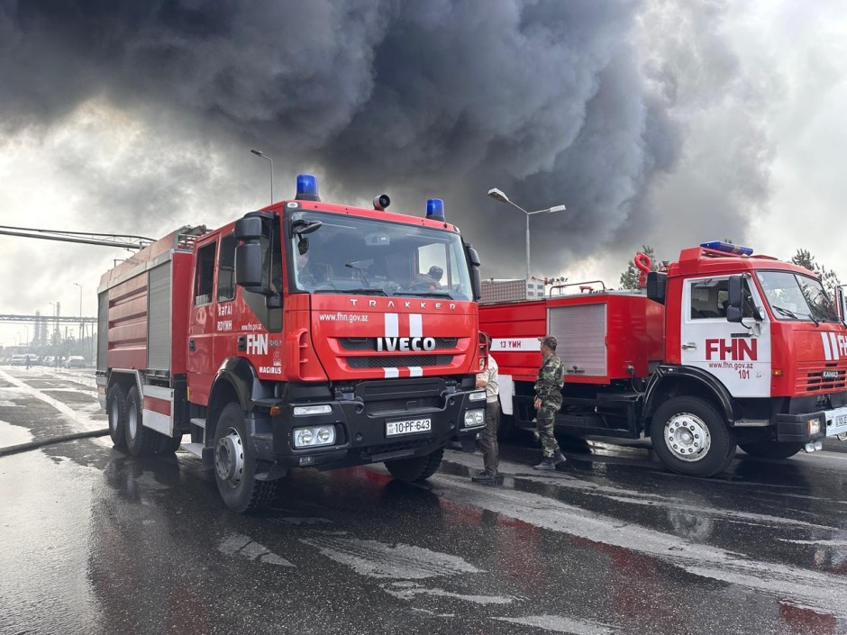 Xətaidəki güclü yanğın məhdudlaşdırıldı - YENİLƏNİB (FOTO+VİDEO)