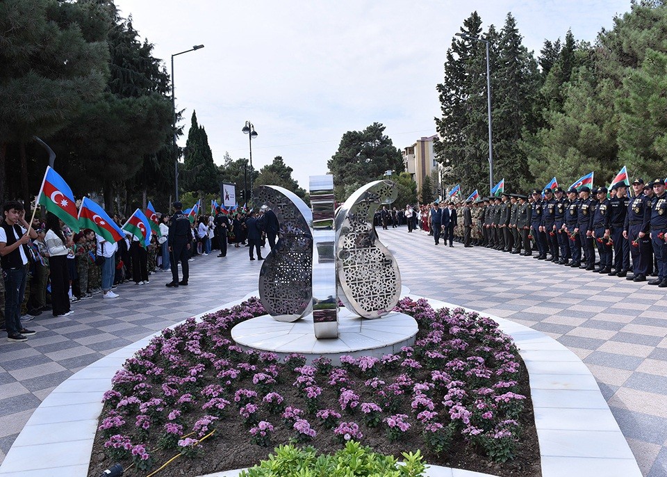 Sumqayıtda şəhidlərin xatirəsi anıldı - FOTOLAR