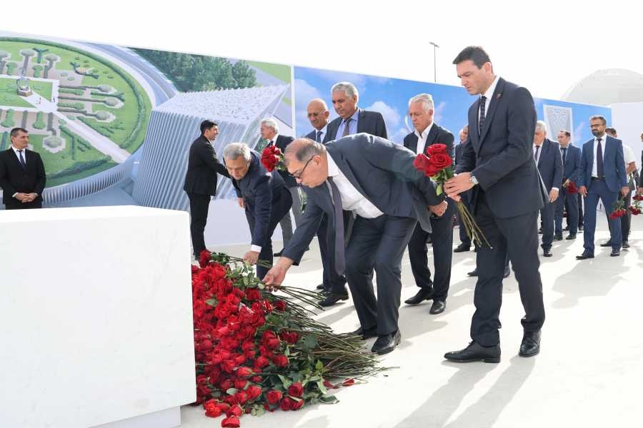 ASCO-nun əməkdaşları Zəfər parkını ziyarət ediblər - FOTOLAR