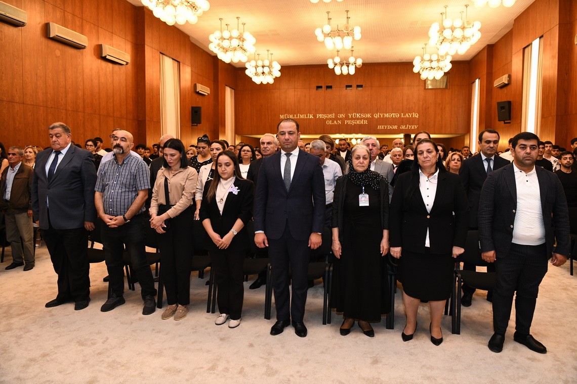 ADNSU-da Anım Günü münasibətilə tədbir keçirildi - FOTOLAR