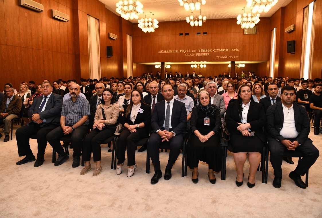 ADNSU-da Anım Günü münasibətilə tədbir keçirildi - FOTOLAR